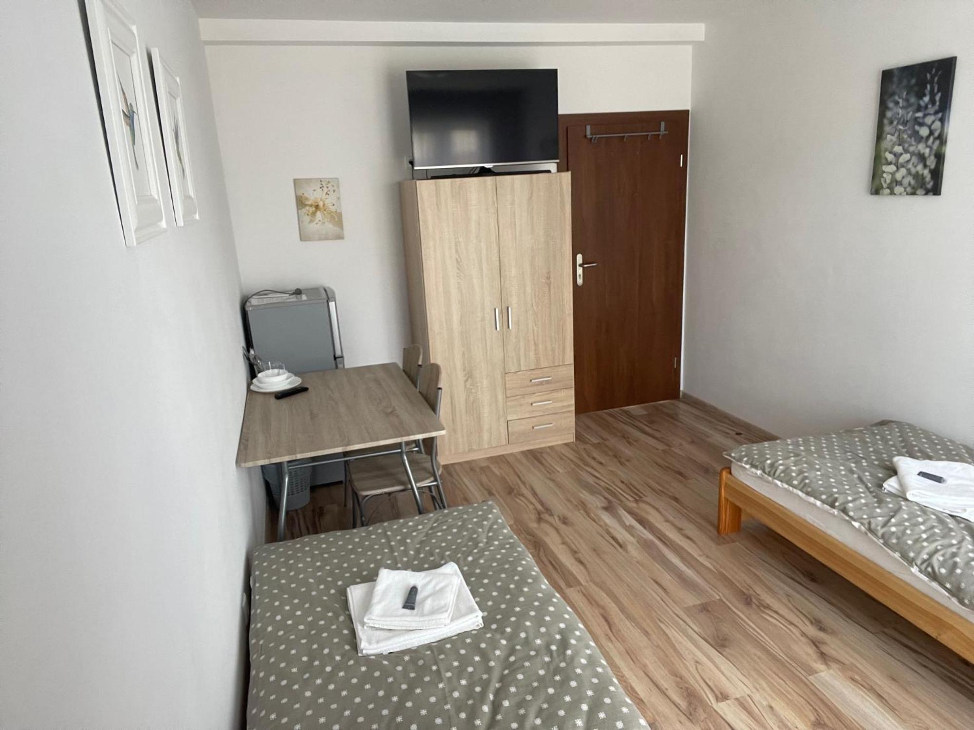 Appartement Rozana 51 à Opole Extérieur photo
